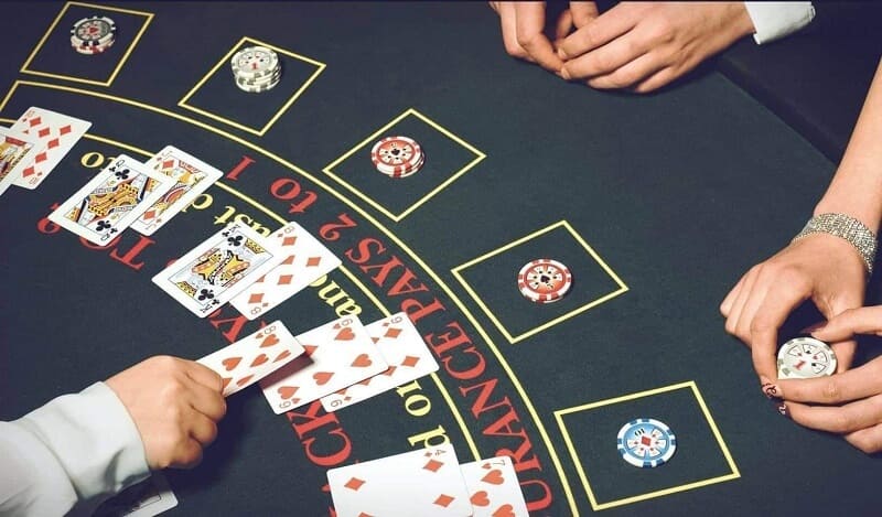 Bí quyết chơi xì dách thắng đậm